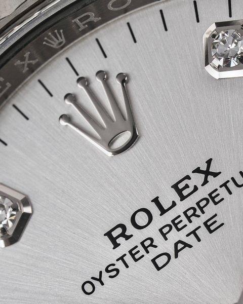 Rolex Oyster Perpetual Date 115234